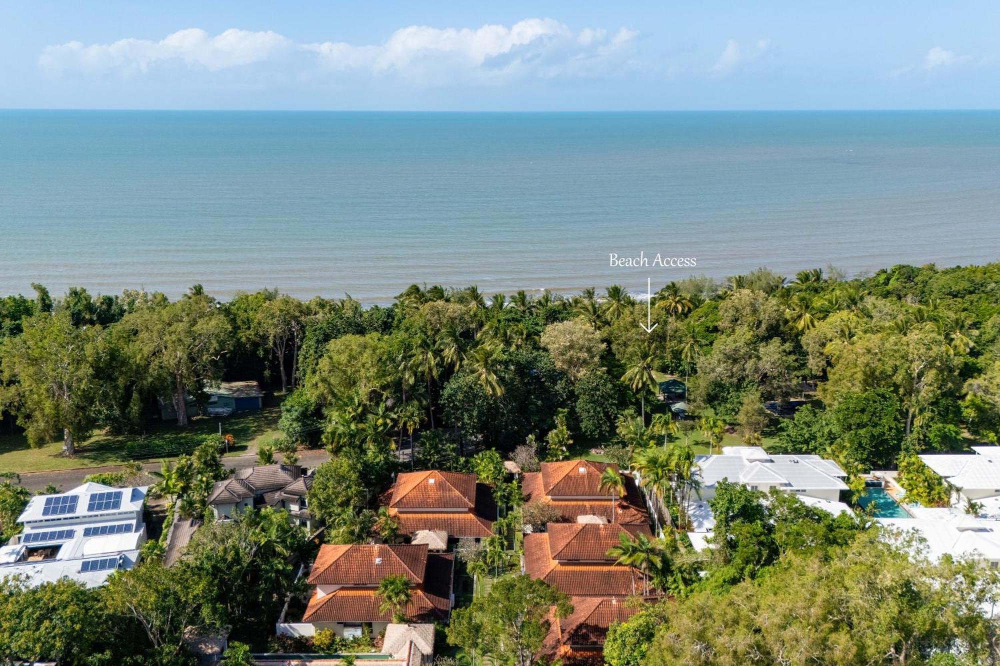 Surya Beachfront Villa ポートダグラス エクステリア 写真